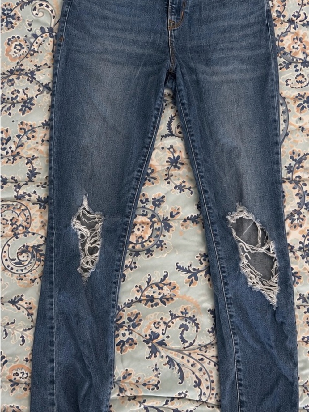 Classic Distressed Women’s Jeans - Dark Blue